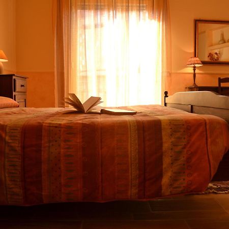 B&B Notti E Dintorni ニコロージ エクステリア 写真