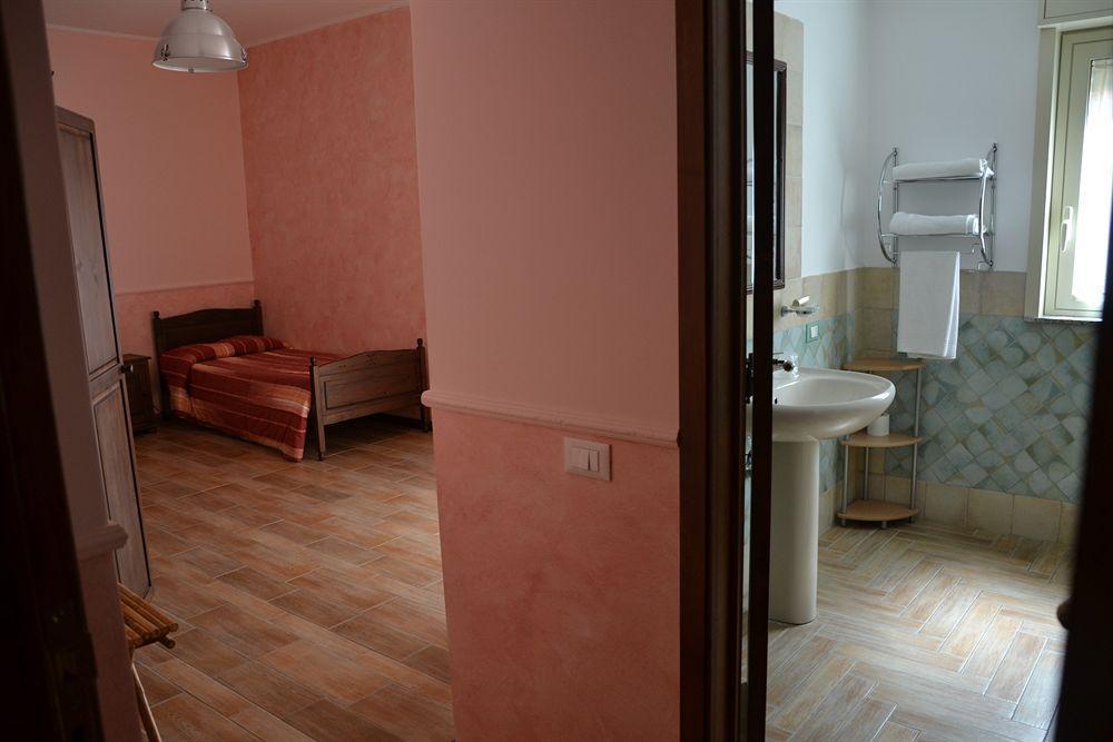 B&B Notti E Dintorni ニコロージ エクステリア 写真